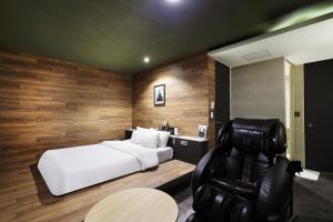 Pyeongtaek Moon Hotel的休息区