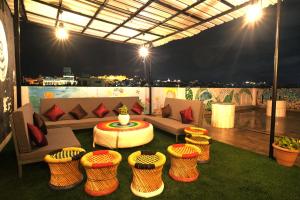 Un lugar para sentarse en Nomadic Hostel