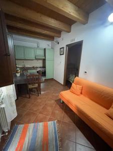 Posezení v ubytování Casa di nonno Agostino
