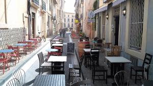 Fotografie z fotogalerie ubytování Duplex au Quatre Historic center of Pezenas v destinaci Pézenas + 33 fotografií