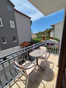 Balkoni atau teres di Apartments and Rooms Mamić