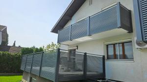 Budova, kde se apartmán nachází