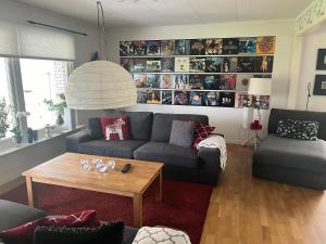 Area soggiorno di Mysigt rum i trevligt hus