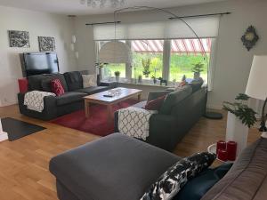 Posezení v ubytování Mysigt rum i trevligt hus