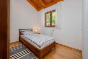 Ένα ή περισσότερα κρεβάτια σε δωμάτιο στο House Plavcic