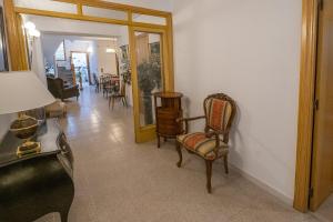 Posezení v ubytování L'Hostalet GuestHouse