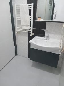 A bathroom at Mara Suite Taxim