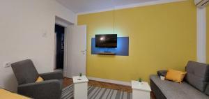 Μια τηλεόραση ή/και κέντρο ψυχαγωγίας στο DiV Apartman Jagodina
