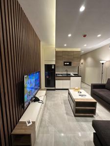 Η κουζίνα ή μικρή κουζίνα στο Chic Apartments For Rent ave1-1