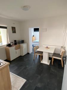Kuchyň nebo kuchyňský kout v ubytování Marija Apartment