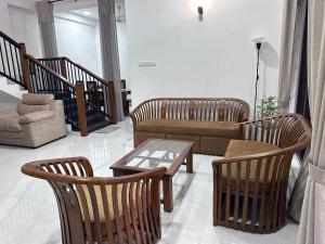 Χώρος καθιστικού στο Swiss Garden Holiday Home - Elegant and Spacious at Kandy, MADAWALA