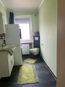 Ένα μπάνιο στο Tala Ferienhaus +8 φωτογραφίες