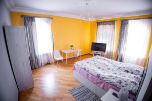 Imagen de la galería de Lily's Guest House, en Shahumyan 34 fotos más