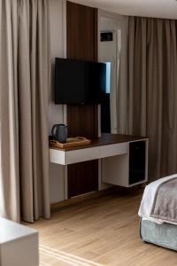 Postel nebo postele na pokoji v ubytování BOLT Boutique Hotel