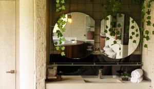 Vannituba majutusasutuses EleMYNT LifeStyle Hotel