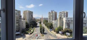 desde una ventana de una calle de la ciudad con edificios en Central Apartments in Skopje, en Skopje
