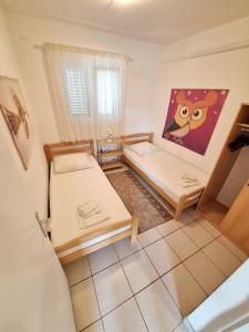 Gallery image of Sunny Bi-Pi Apartment in Pag