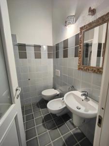 Koupelna v ubytování Maisonette Asfodelo