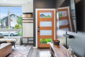 Afbeelding uit fotogalerij van Stylish Townhouse Near Seattle Attractions in Seattle
