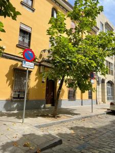 Η γειτονιά γύρω από ή μία γειτονιά κοντά σε αυτό το διαμέρισμα