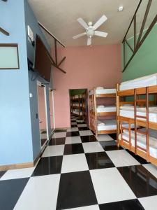Hotel Mi Linda Tierra客房内的一张或多张床位