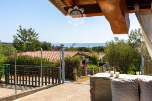 Μπαλκόνι ή βεράντα στο Sardegna Host Villa Rei vista mare