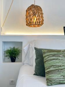 Postel nebo postele na pokoji v ubytování Moona Hostal Altea