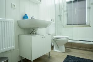 Ένα μπάνιο στο SKY Apartments Hannover