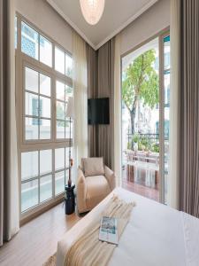 Postel nebo postele na pokoji v ubytování Chuỗi Villa 6 phòng ngủ - bể bơi - Trung tâm Bãi Cháy - gần bãi biển Bãi Cháy + 20 fotografií
