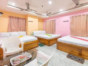 Postel nebo postele na pokoji v ubytování Hotel Utopia