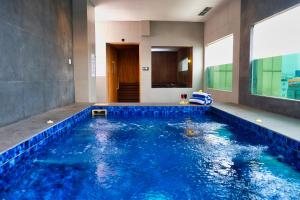 A piscina em ou perto de The Luxton Cirebon Hotel and Convention
