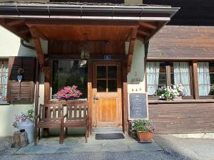 Exteriér nebo vchod ubytování B&B Chalet Rustica Inden, Leukerbad