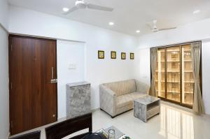 Posezení v ubytování Astha Powai Service Apartment
