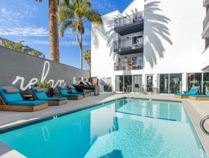 Swimmingpoolen hos eller tæt på Redondo Beach 2BR Loft w Pool Gym nr Beach LAX-397