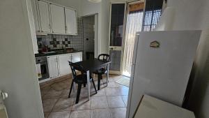 Kuchyň nebo kuchyňský kout v ubytování case vacanze, La casa di Angelo, con terrazzo