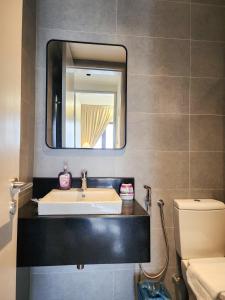 Sunway Velocity 2 -- Dual Key X Child Friendly with Comfy Home by Cowidea的一间浴室