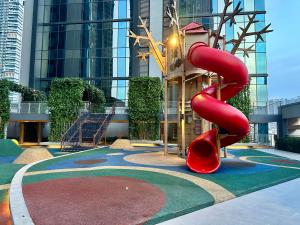 Sunway Velocity 2 -- Dual Key X Child Friendly with Comfy Home by Cowidea的儿童游玩区