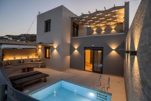Bazén v ubytování Serenity luxury villa nebo v jeho okolí