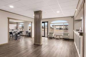 Posezení v ubytování Econo Lodge Scottsbluff + 37 fotografií