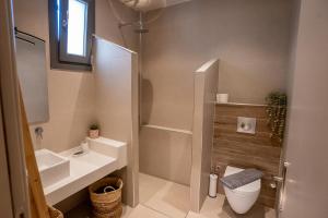 Koupelna v ubytování Serenity luxury villa