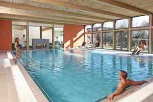 Bazén v ubytování MICHELS Wellness- & Wohlfühlhotel nebo v jeho okolí + 37 fotografií