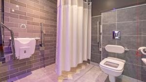 Ванна кімната в Holiday Inn Manchester - City Centre by IHG