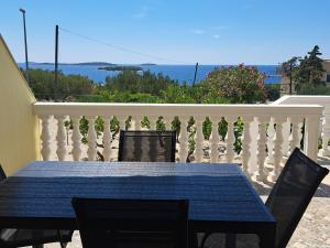 Hrvatska, PRIMOŠTEN, Apartman Ita