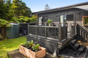 Aed väljaspool majutusasutust Secluded Luxury 2BR Rainforest Retreat Free Wi-Fi