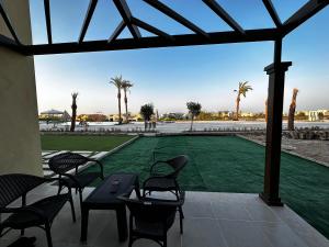 Bazén v ubytování Tranquillitas Villa nebo v jeho okolí