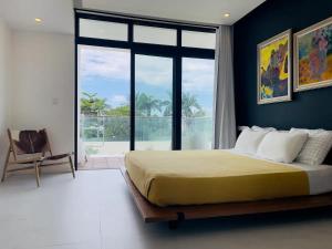 Afbeelding uit fotogalerij van Paradise Bay Apt 6ix Incredible Luxurious Views 2BR Condo in Montego Bay