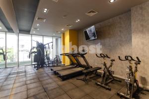 Fitness centrum a/nebo fitness zařízení v ubytování New-exclusive 2-bedroom Apt In Molas Lpez Area