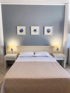 Ένα ή περισσότερα κρεβάτια σε δωμάτιο στο Platanias Memories Studio 5