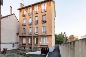 Photo de la galerie de l'établissement 2 pièces style industriel, à Fontenay-aux-Roses