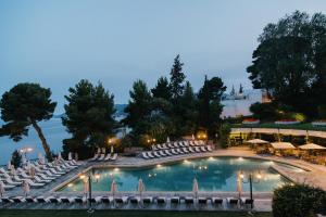 Bazén v ubytování Corfu Holiday Palace nebo v jeho okolí